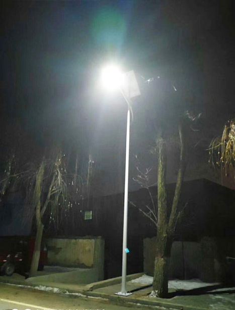 积石山县日土太阳能路灯项目