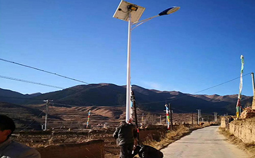 日土兰州智慧路灯安装必备设计要素：打造高效智能的城市照明系统