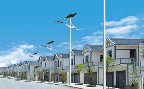 日土太阳能路灯配置与在乡村道路照明中的应用